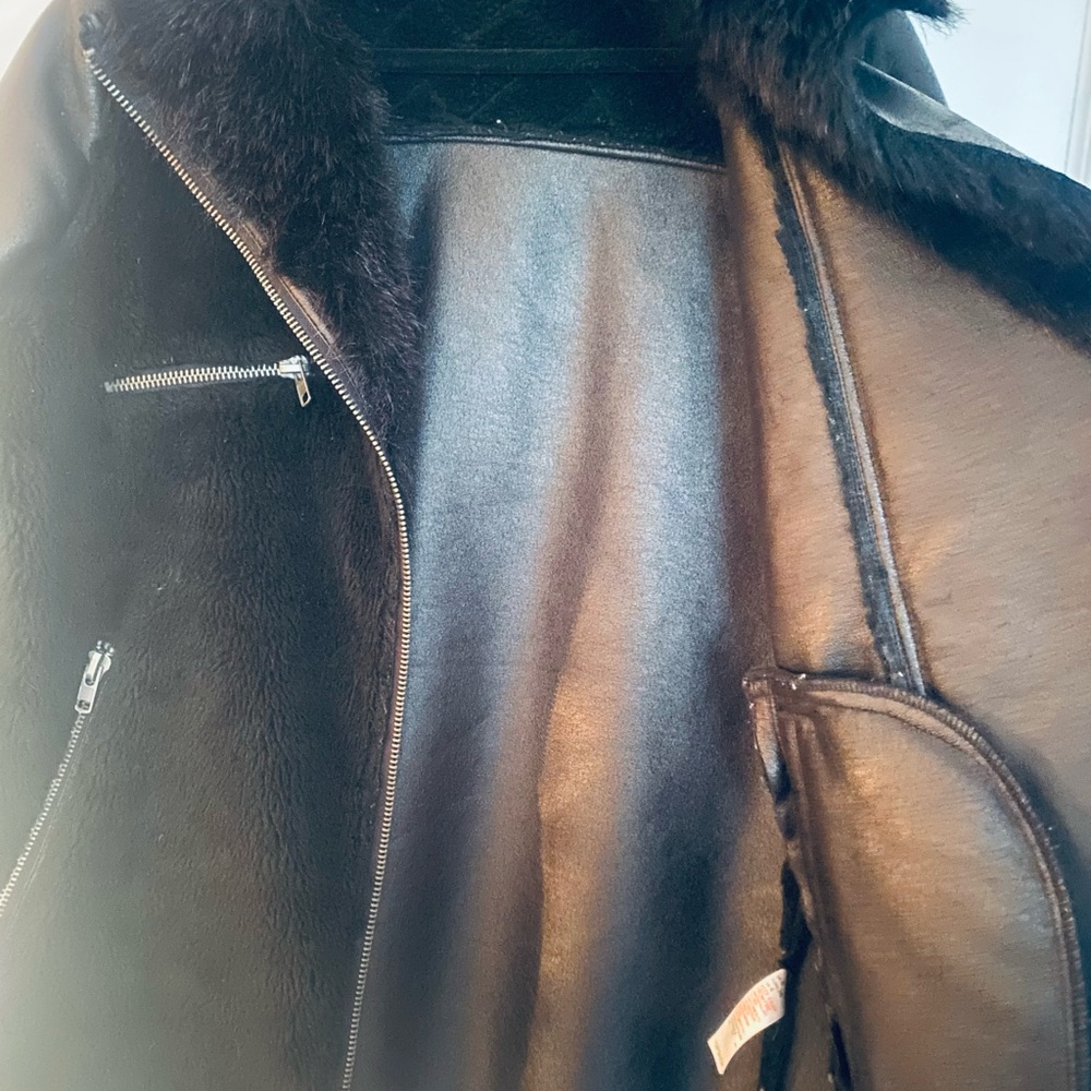TOPSHOP Black Faux Fur Jacket - Picture 7 of 13